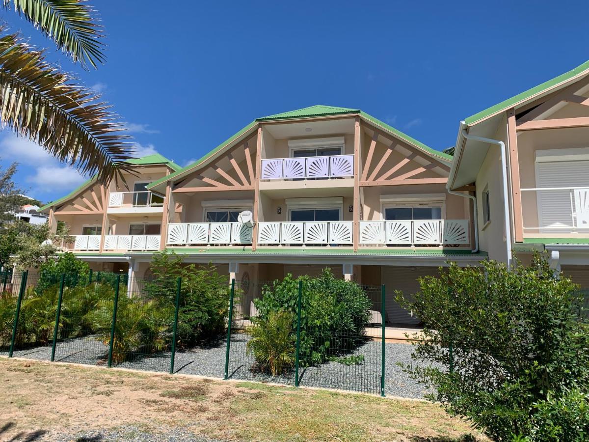 Maracuja 16, au centre d'Orient Bay, plage à 100m Quarter of Orleans Exterior foto